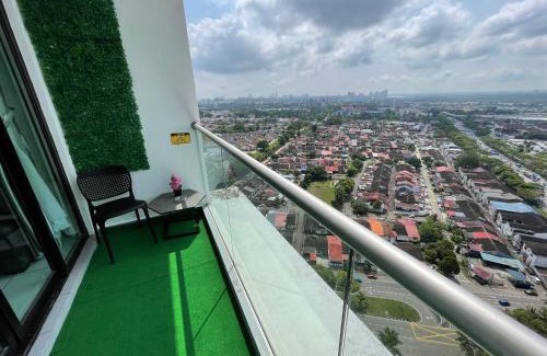 Taman Bukit Mewah Apartamento | Platino up to 10 Pax, Few steps to paradigm and Escape JB