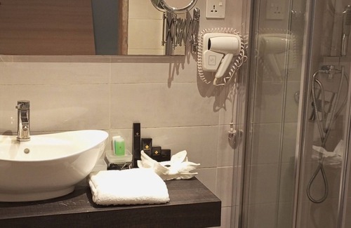 Douala Hotel | Platinum Cocotiers Hotel