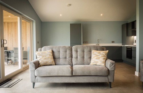 Enniskillen Cabina | Platinum Lakeside Lodge at Mullans Bay
