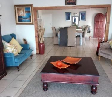 Umkomaas Chalet De Esquí | Platinum View Ocean Breeze