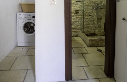 Aperathos Casa | Platsa's House