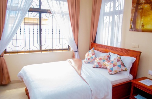 Dar es Salaam Hotel | Plavender inn