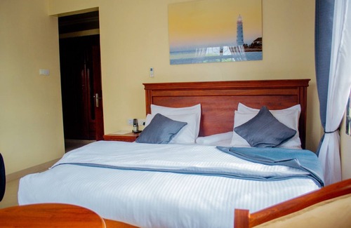 Dar es Salaam Hotel | Plavender inn