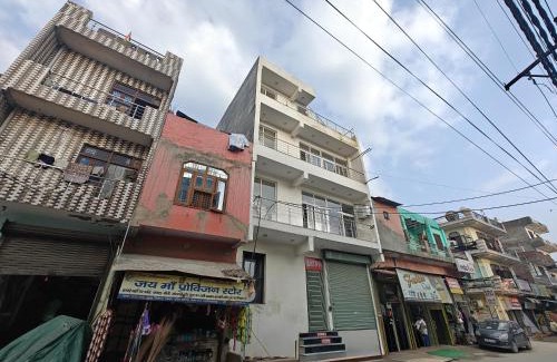 Ghaziabad Hotel | PLAY Behrampur NH24 Ghaziabad - couple friendly