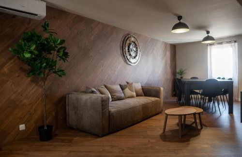 Hyeres City Centre Apartamento | Play & Chill - Loft Cosy