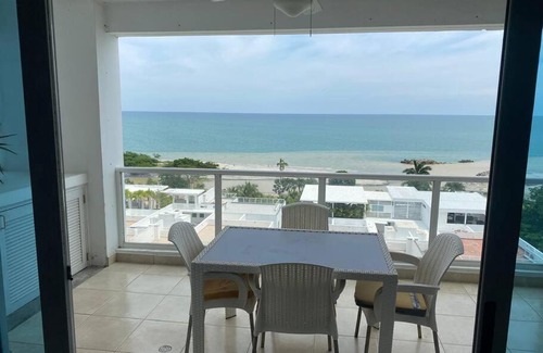 Playa Blanca Apartamento | Playa Blanca Beach front Condo
