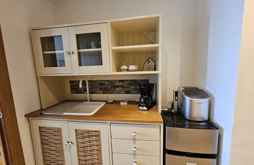 Residencial El Doral Apartamento | Playa Dorada: Cozy family friendly beachfront 3 bedroom /3 bathroom apartment.