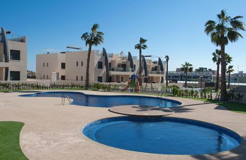 Pueblo Latino Apartamento | Playa Elisa Bay 108-113
