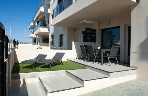 Pueblo Latino Apartamento | Playa Elisa Bay 108-113