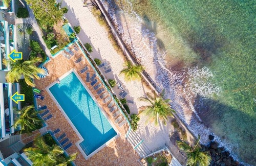 Bolongo Bay Apartamento | Playa Linda - St. Thomas Oceanfront Studio Condo en Pool & Bolongo Beach, USVI