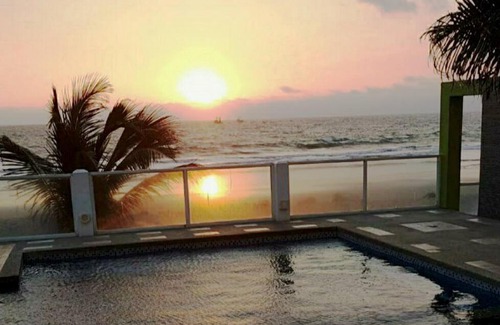 Región costera Apartamento | Playa, piscina, garaje, cocina y wifi. SuiteMC