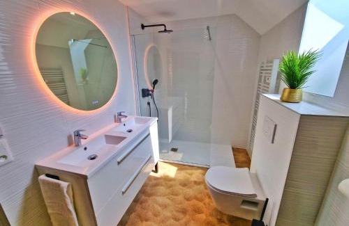 Muntzenheim Apartamento | PLAYA SPA-4 Pers-Jacuzzi-Parking-Jardin-Clim-Colmar