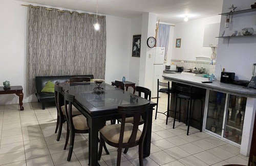 Manta Apartamento | Playa Suites Apart-Hotel