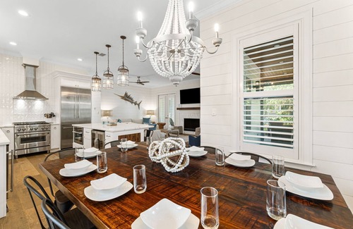 White's Gulfview Casa | Playing Hooky - Private Pool and Beach Access + Bikes