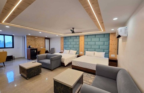 Kumarhatti Hotel | Playotel Resort Kasauli