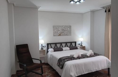 Linares Apartamento | Plaza Ayuntamiento 2 habitaciones Pondos