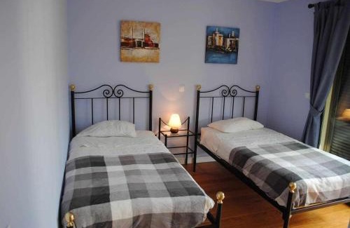 Estrela da Calheta Apartamento | Plaza Bay Luxury Apartment with Swimming Pool