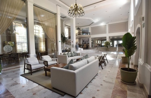 Centro de Querétaro Hotel | Plaza Camelinas Hotel