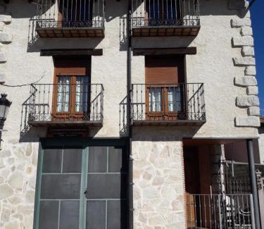 Rascafría Apartamento | PLAZA DE LA VILLA 24
