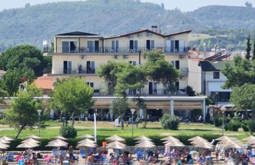 Haniotis Hotel | Plaza Hotel