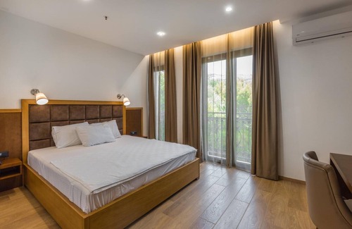 Lucice Hotel | Plaza Lucice