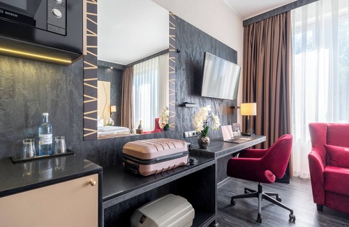 Schwerin Hotel | PLAZA Premium Schwerin; Sure Hotel Collection by Best Western