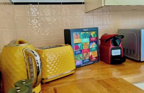 Sands End Apartamento | Pleasant 2-bedroom apartment in London