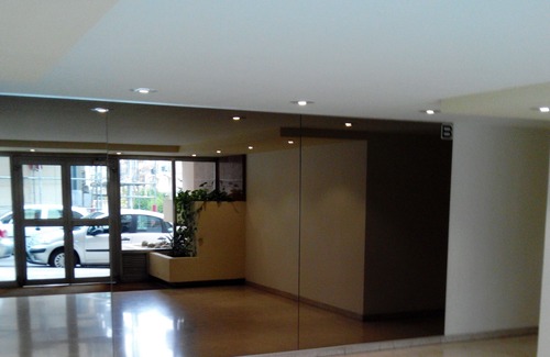 Mantega Apartamento | Agradable 2 habitaciones con terraza y garaje, en paz