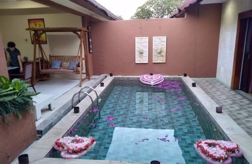By Pass Ngurah Rai Kuta Villa | Villa agradable y acogedora donde alojarse, a 15 minutos a pie de la playa.