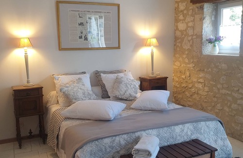 Parranquet Cama Y Desayuno | Pleasant bed and breakfast "Maddy" at Clos de Parranquet.