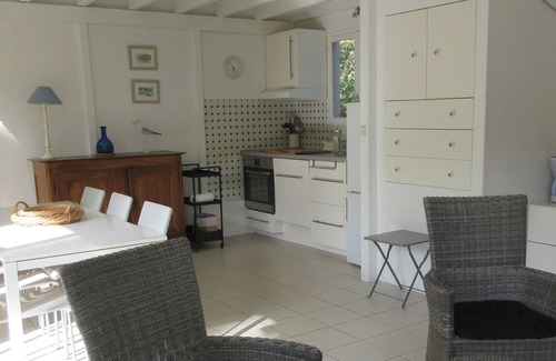 Carcans Chalet De Esquí | Pleasant chalet between lake, forest and ocean.