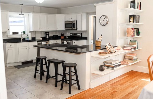Bridgton Casa | Pleasant Dutch Retreat