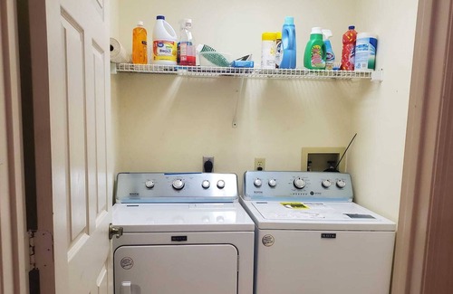 Kissimmee Casa | Pleasant Hill Retreat Pet friendly 30 min Disney