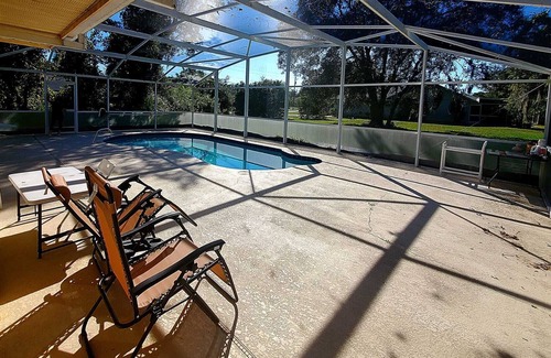 Kissimmee Casa | Pleasant Hill Retreat Pet friendly 30 min Disney