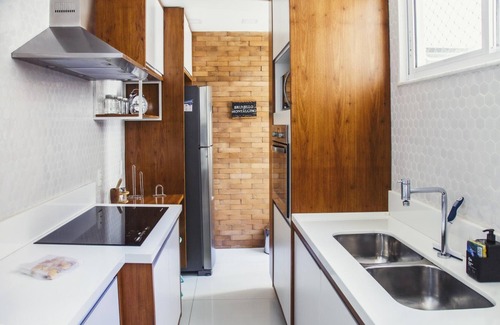 Leme Apartamento | Pineapples Gs703 Apartment for up to 4 People in Excellent Location 100m From Leme Beach