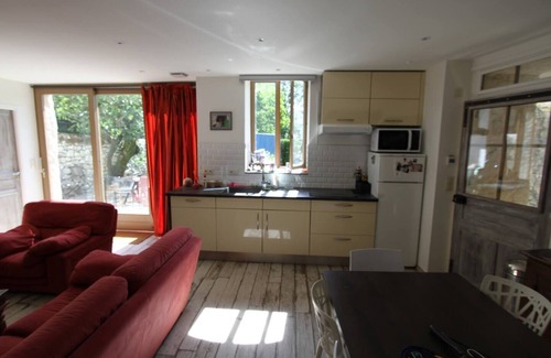 Le Bourget-du-Lac Casa | Pleasant, quiet accommodation close to a waterfall