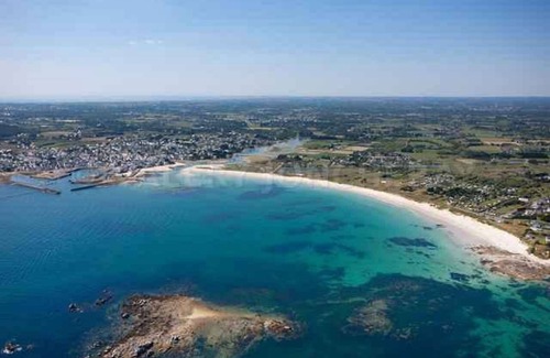 Plobannalec-Lesconil Apartamento | Pleasant recent 2-bedroom apartment on the port