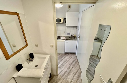 Port Marianne Apartamento | Pleasant apartment in a good location