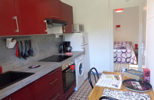Maureillas-Las-Illas Apartamento | Pleasant T1 facing the thermal baths of Le Boulou