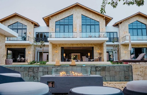 Casa de Campo Villa | Casa Roble in Casa de Campo by Personal Villas - Modern Elegant Home