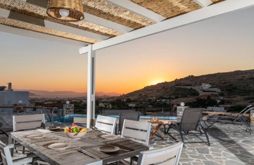 Naxos Town Villa | Pleiades Villas Naxos