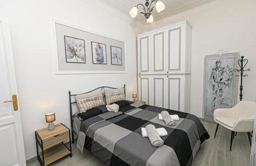 San Fruttuoso Apartamento | Plein ciel - Attico vicino al centro - parcheggio privato