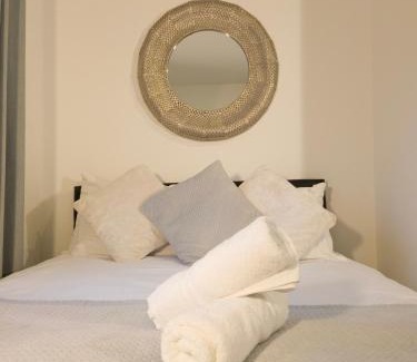 Splott Apartamento | Plenty of Parking Available; 3 Bedroom Apartment by Property Promise