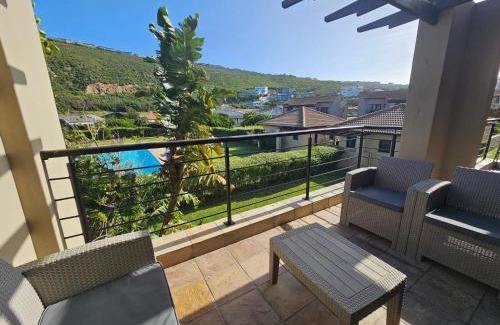 Plettenberg Bay Apartamento | Plettenberg Bay Unit 17 Whale Rock Gardens Apartment with Backup Power