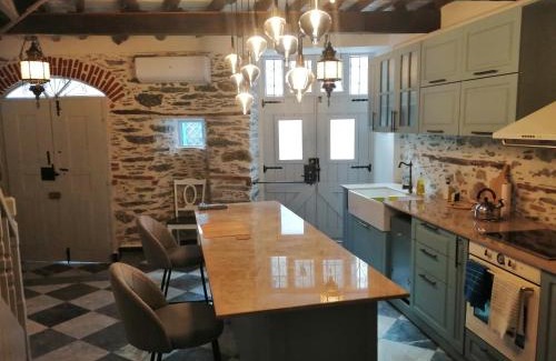 Plomari Casa | Plomari Nomad House