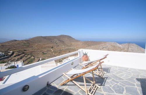Tholaria Apartamento | Plori Studios and Apartments