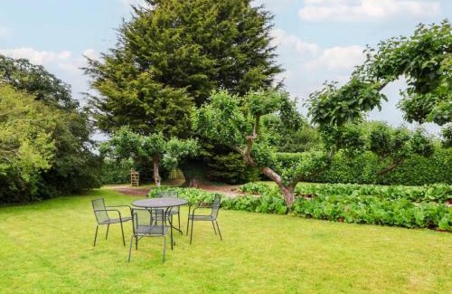 Wollerton Casa | Ploughmans Cottage