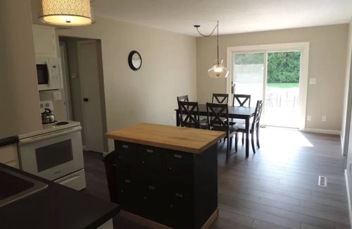 Huron Casa | Plum Brook Duplex - Minutes from Cedar Point