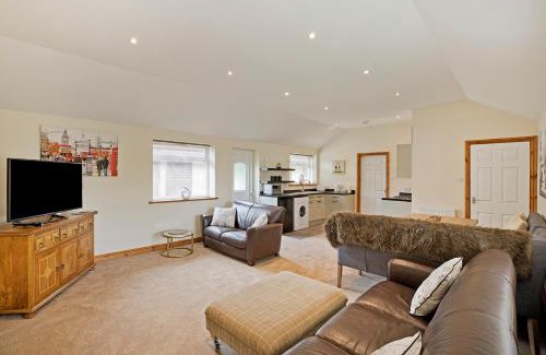Knaresborough Casa | Plum Cottage