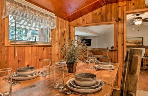 Elwood Apartamento | Plum Creek Retreat with Beach near Johnson Lake